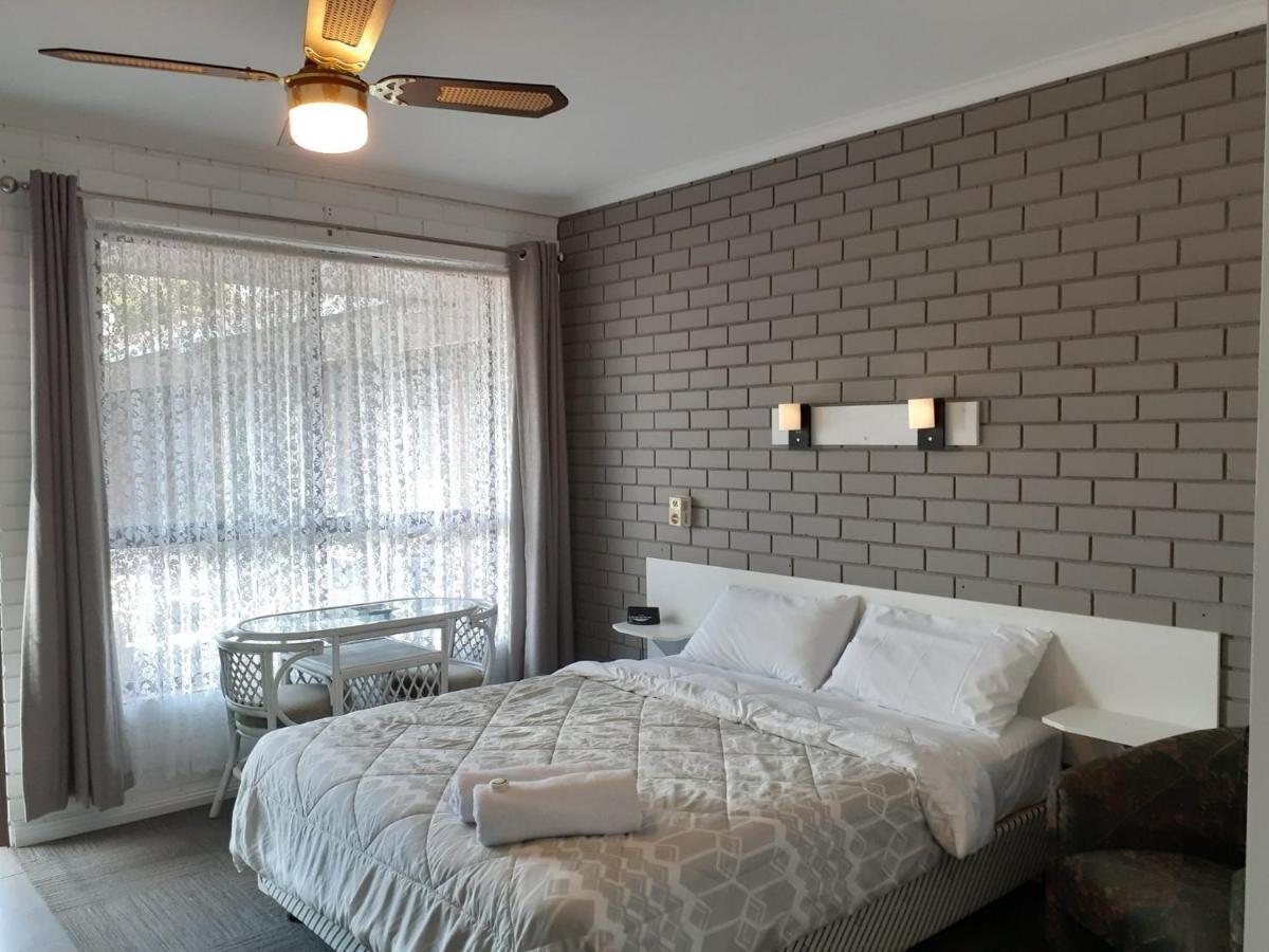 Birch Motel Tocumwal Previously Known As Kanimbla Motor Inn 외부 사진